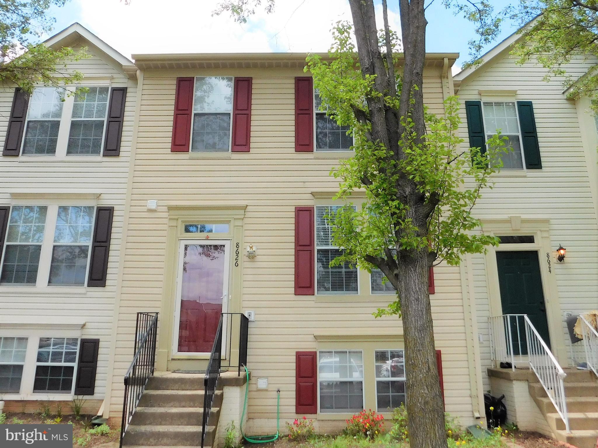 MAPLE POINTE - Residential