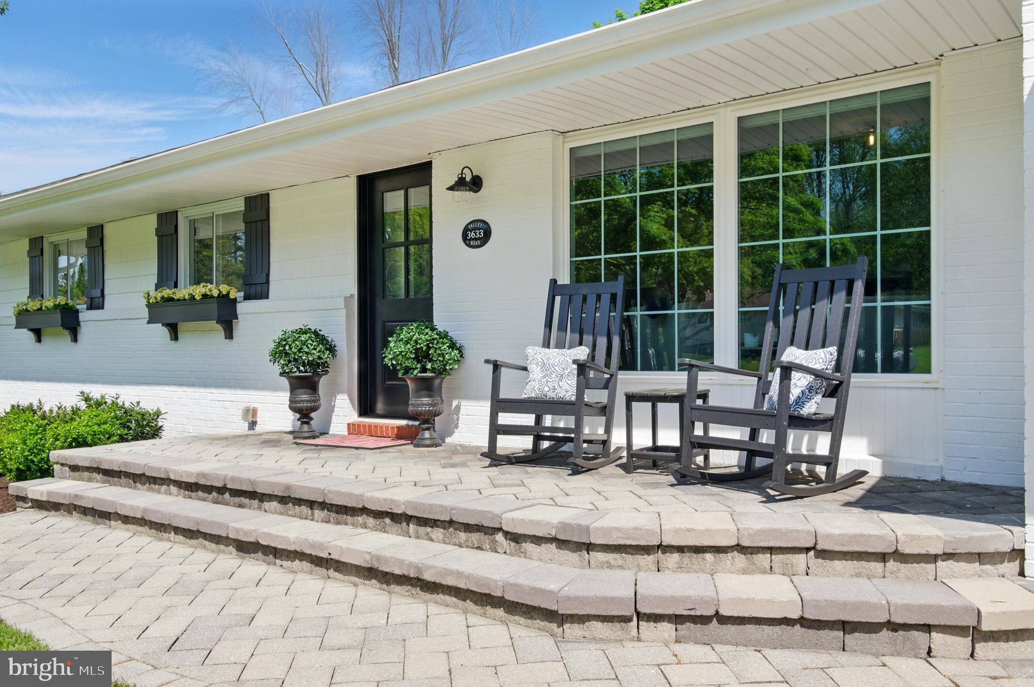 3633 VALLEY ROAD