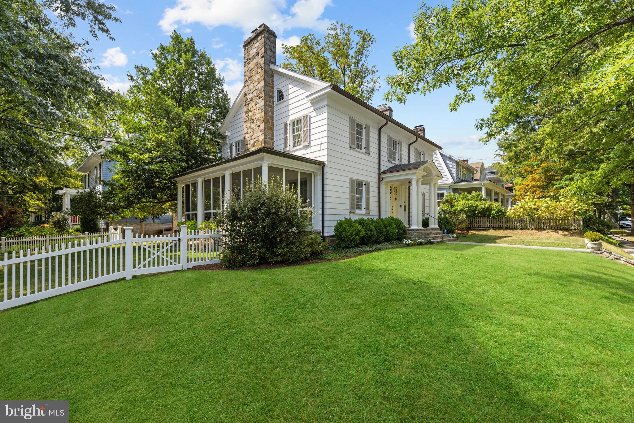 CHEVY CHASE - Residential