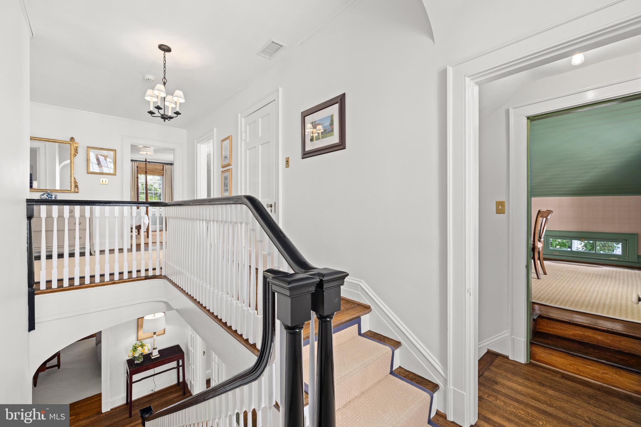 CHEVY CHASE - Residential