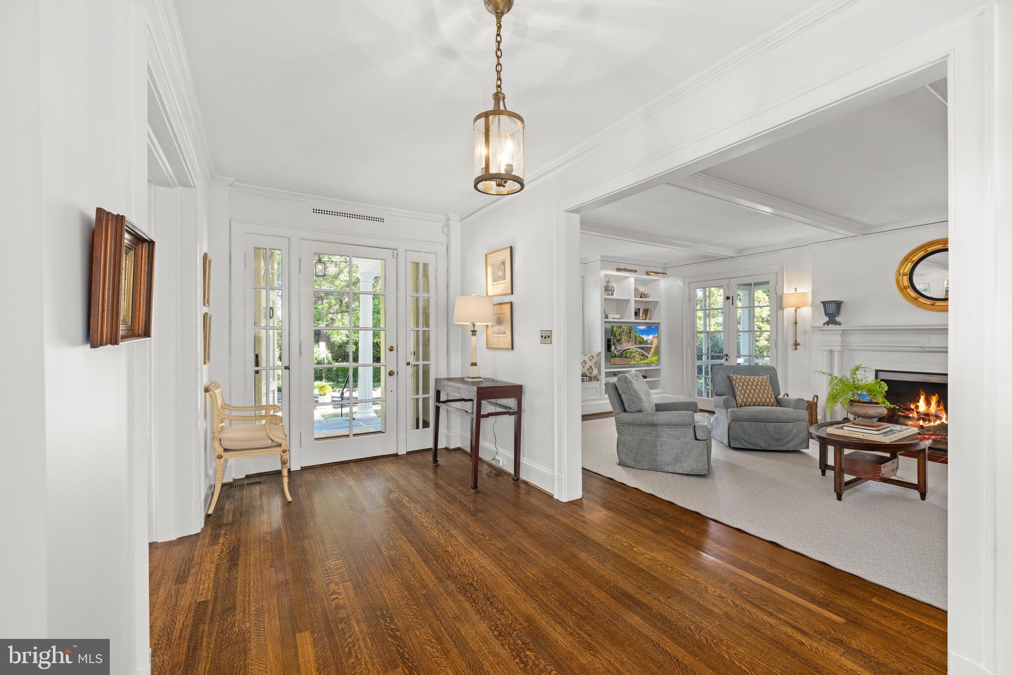 CHEVY CHASE - Residential