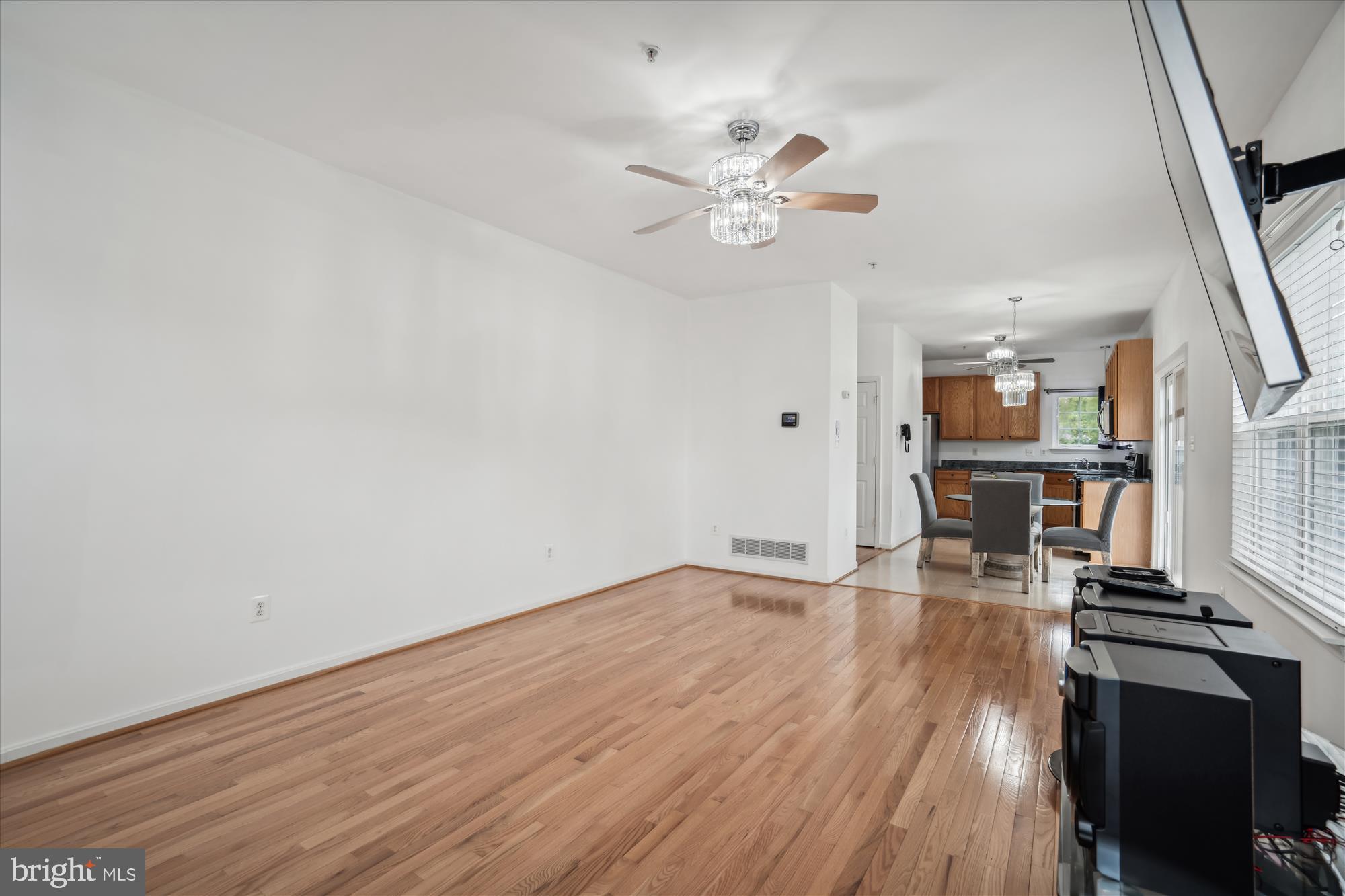 MAGNOLIA WOODS - Residential