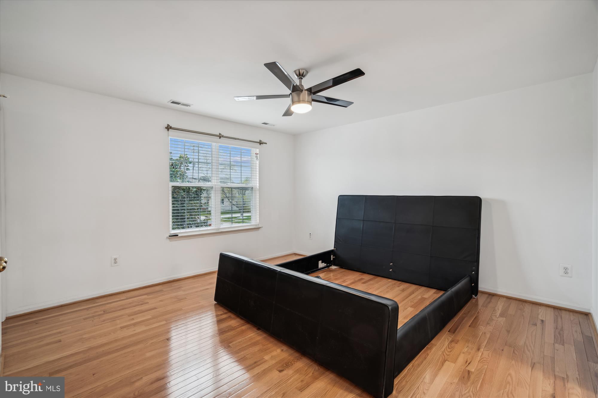 MAGNOLIA WOODS - Residential