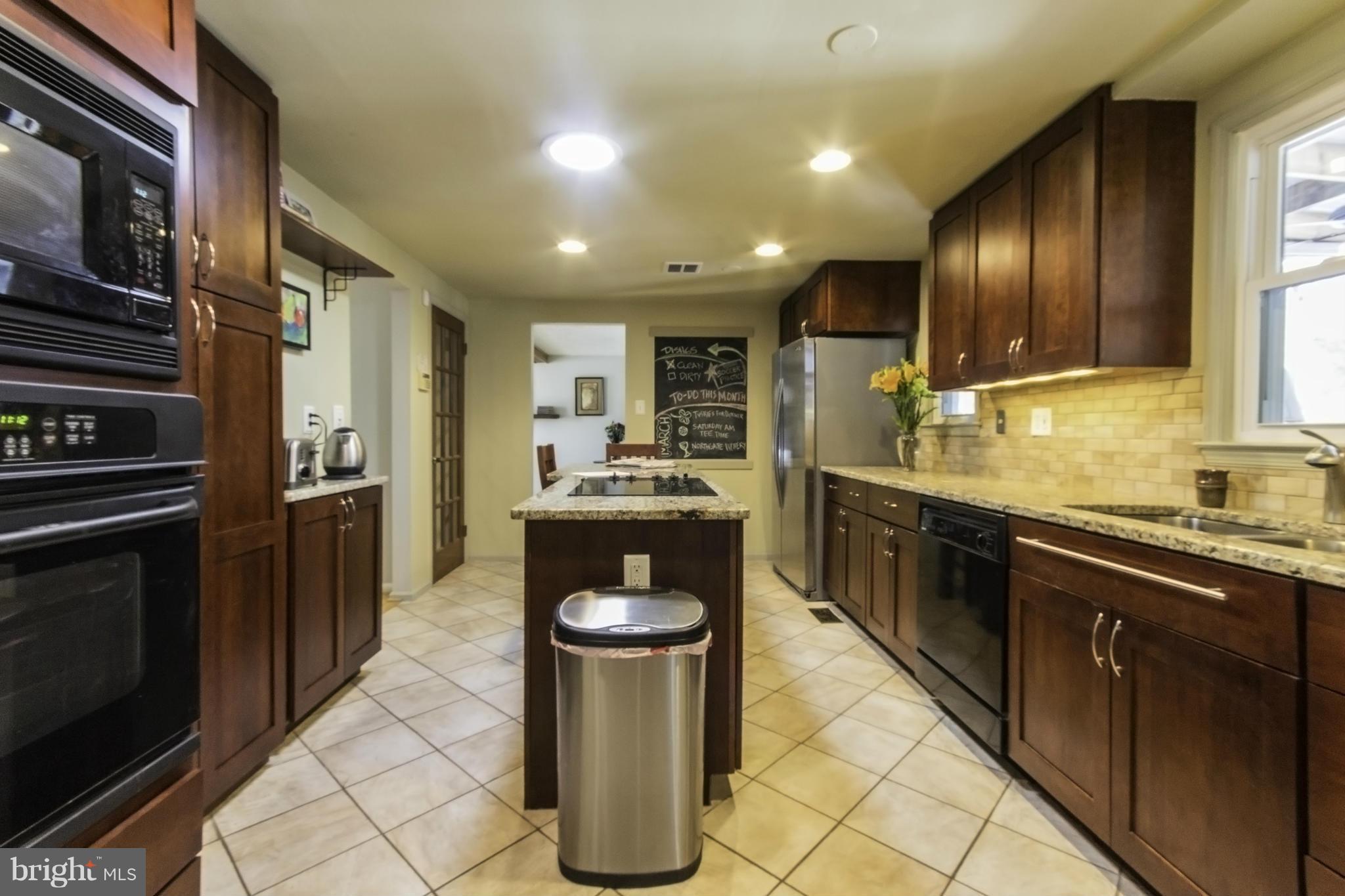 LEESBURG COUNTRY CLUB - Residential