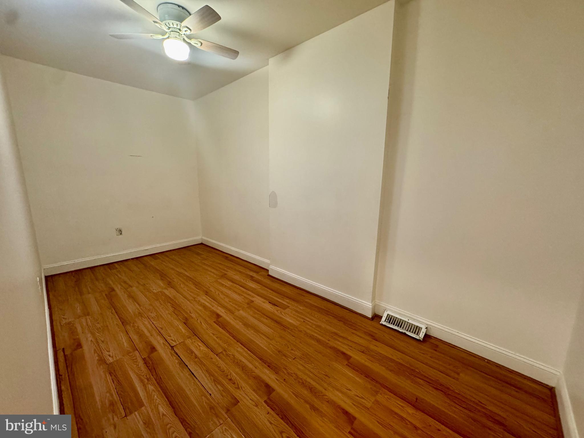 BROADWAY EAST - Residential