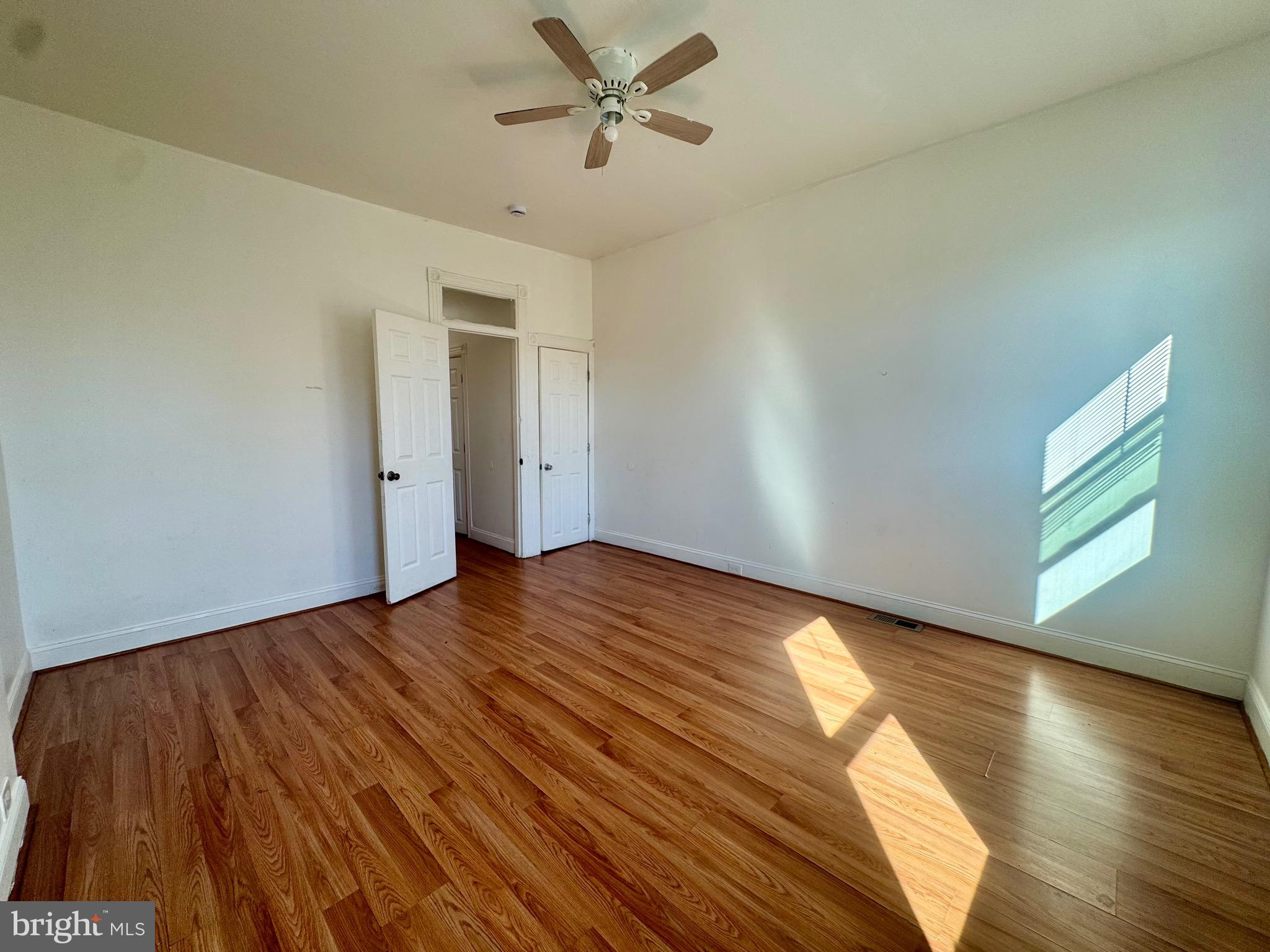 BROADWAY EAST - Residential