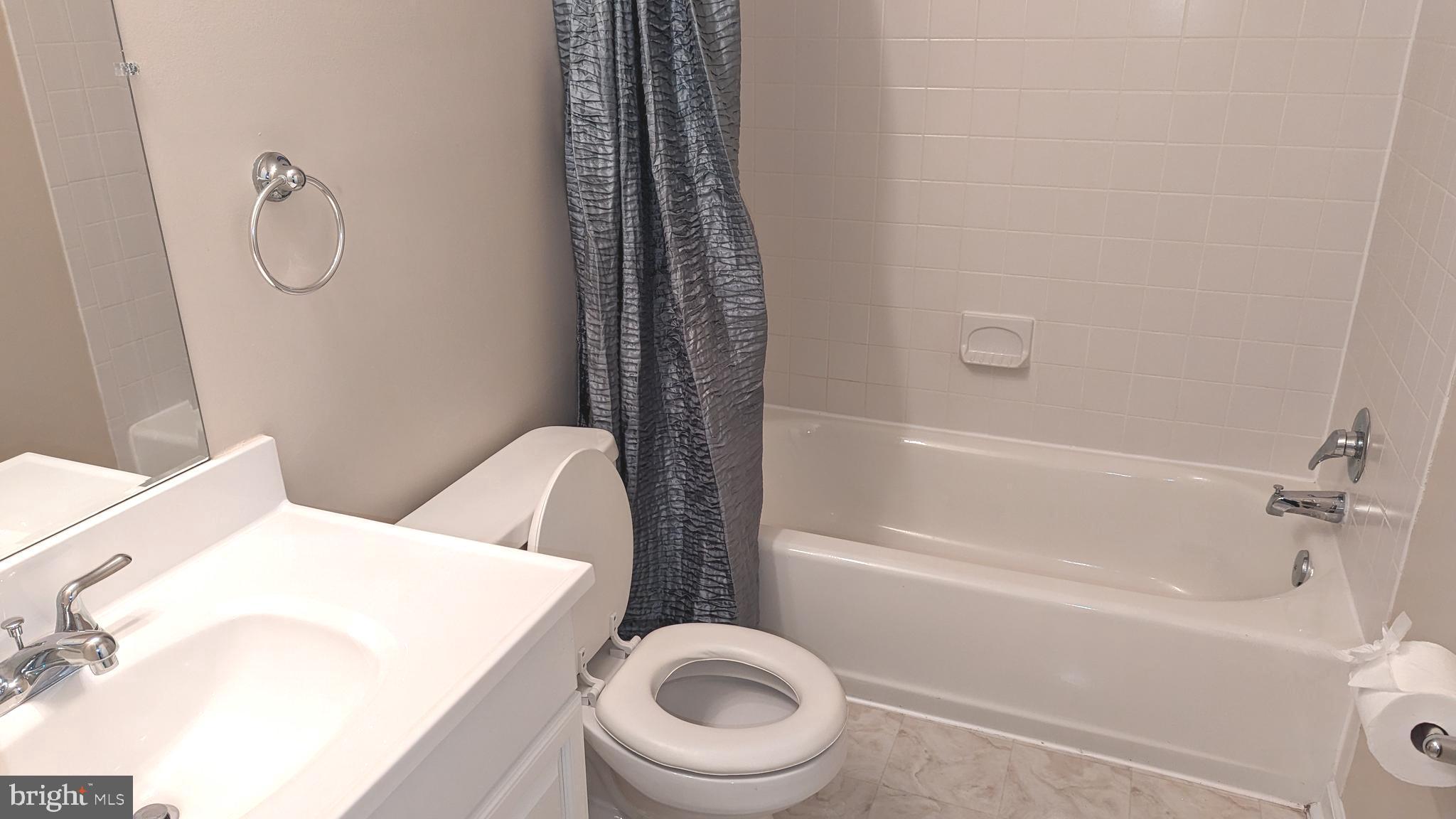 ASHLAND - Residential Lease