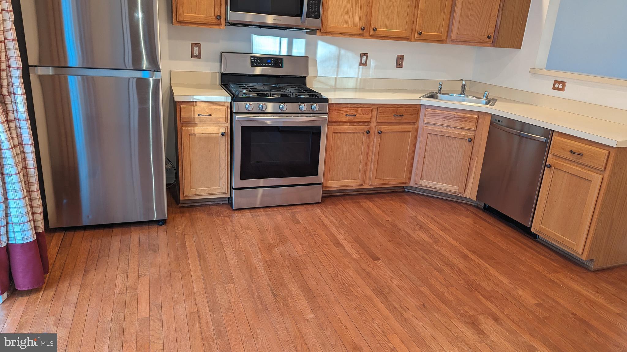 ASHLAND - Residential Lease