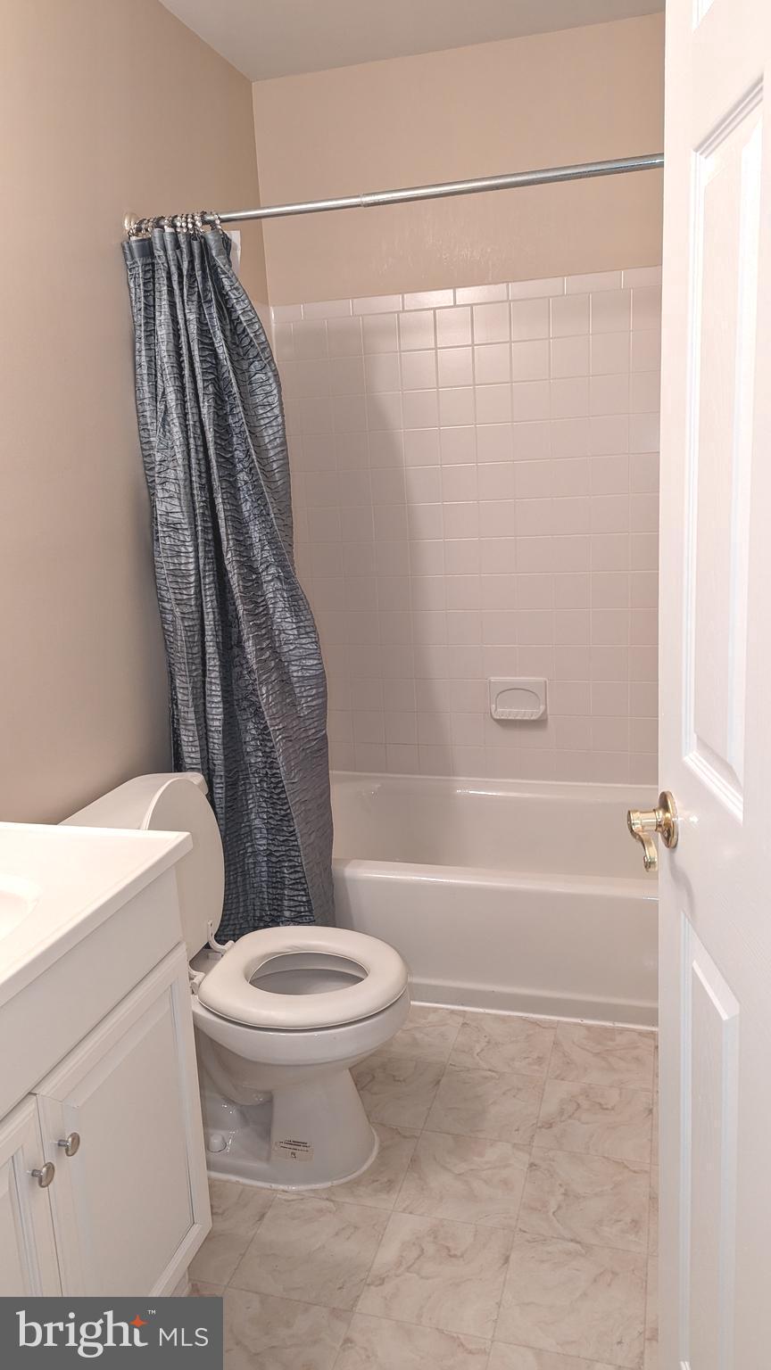 ASHLAND - Residential Lease