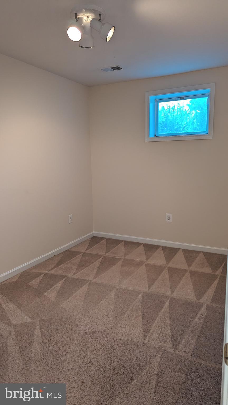 ASHLAND - Residential Lease