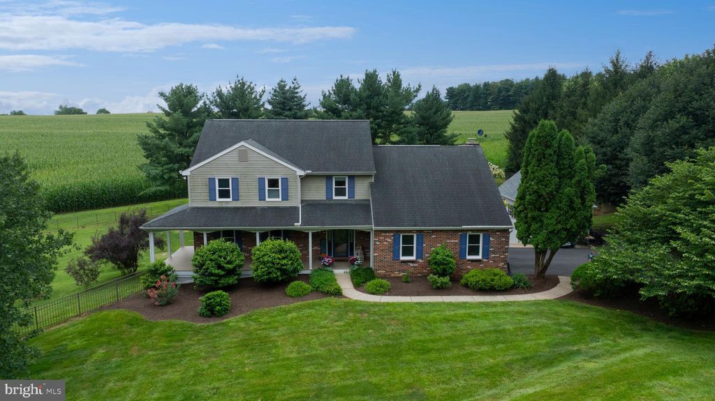 Photo of 126 Stable Drive, LANCASTER, PA 17603 (MLS # PALA2074186)