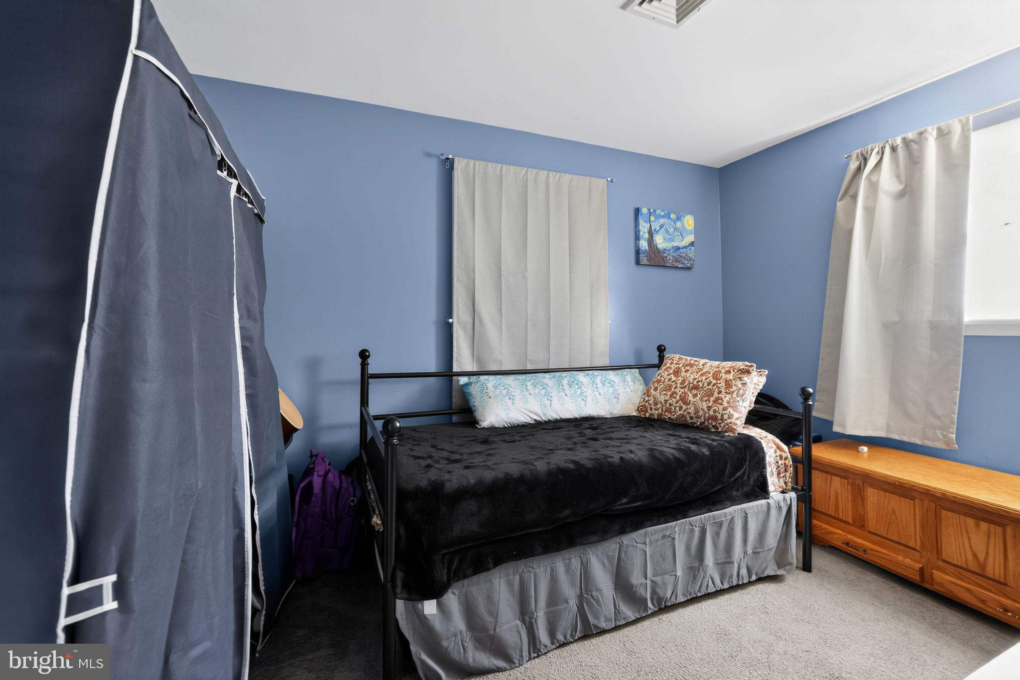 POTTSGROVE MANOR - Residential