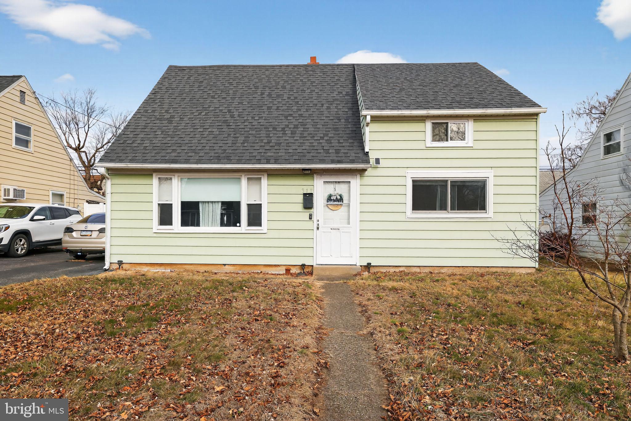 POTTSGROVE MANOR - Residential