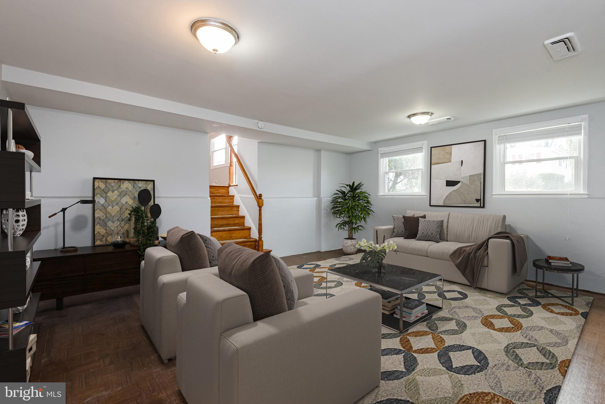 TEN ACRES - Residential