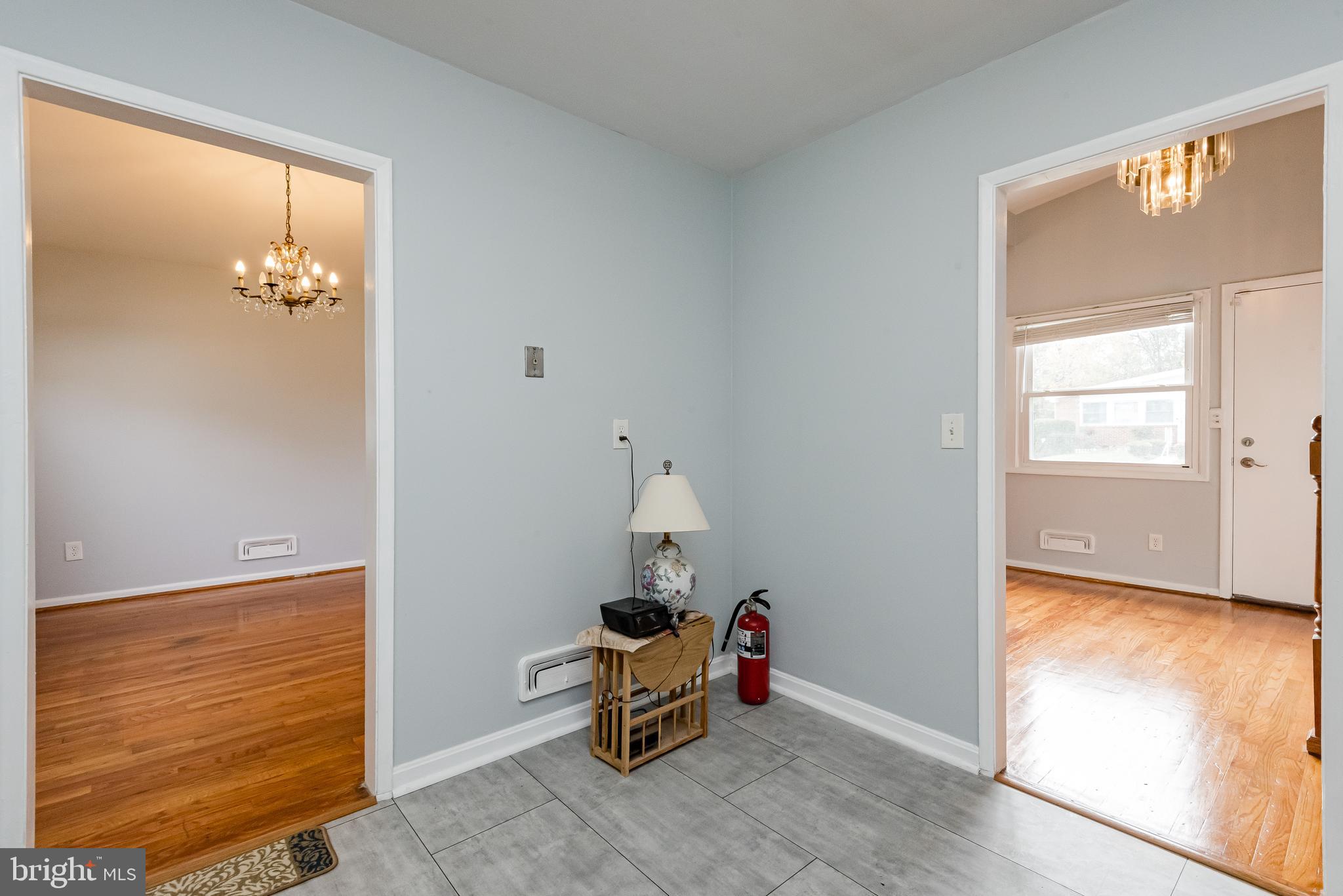 TEN ACRES - Residential