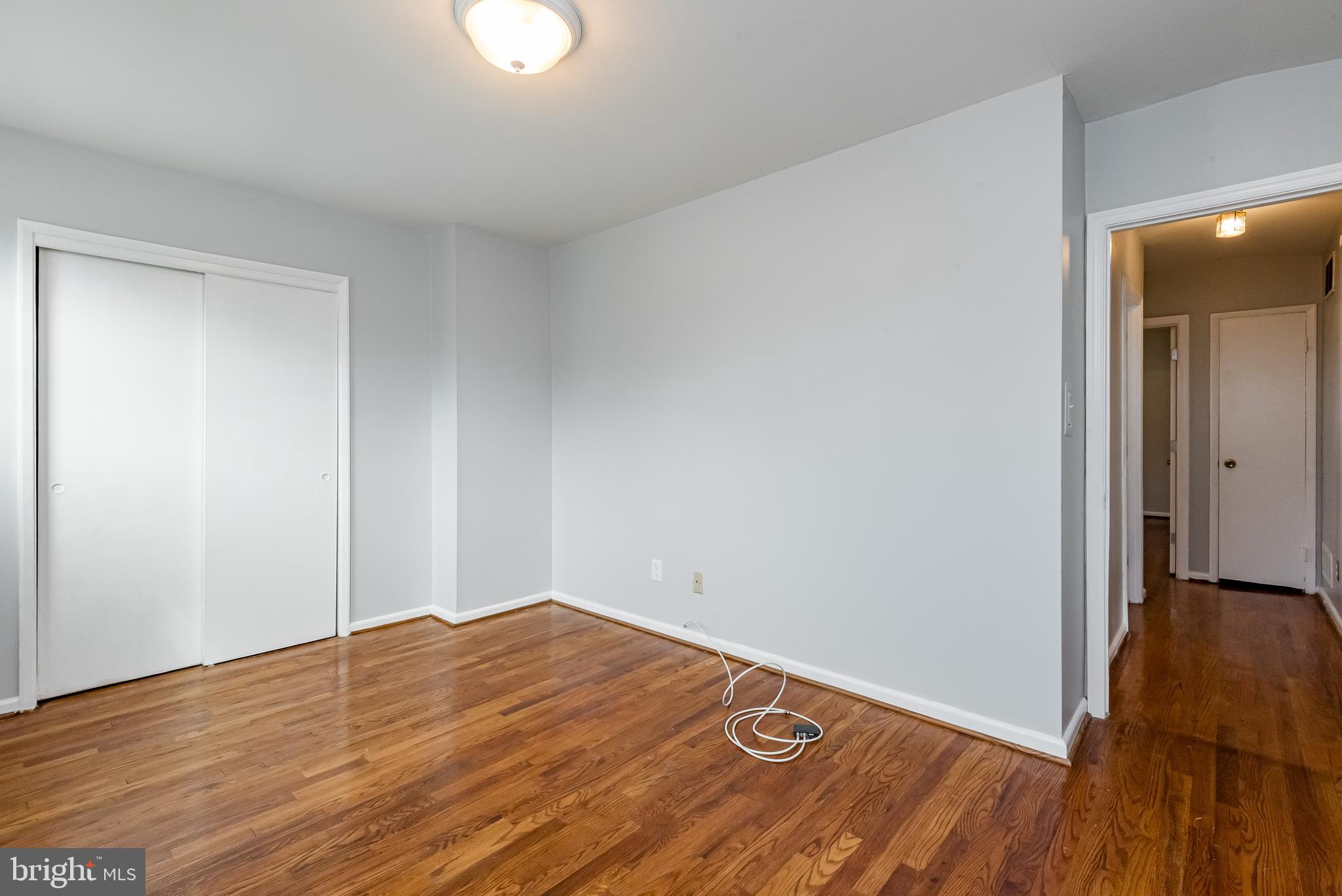 TEN ACRES - Residential