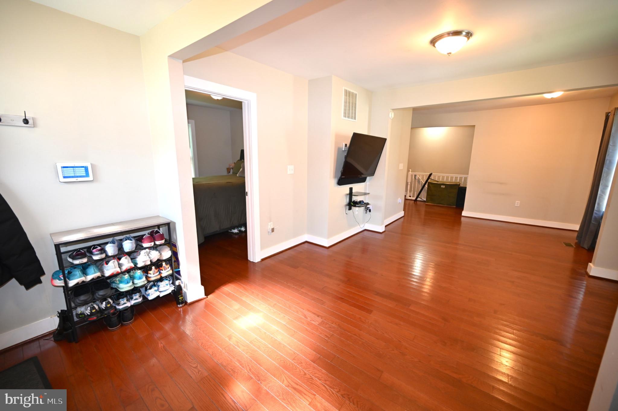 4800 DEANWOOD DRIVE, CAPITOL HEIGHTS, MD, 20743 4800 DEANWOOD DRIVE