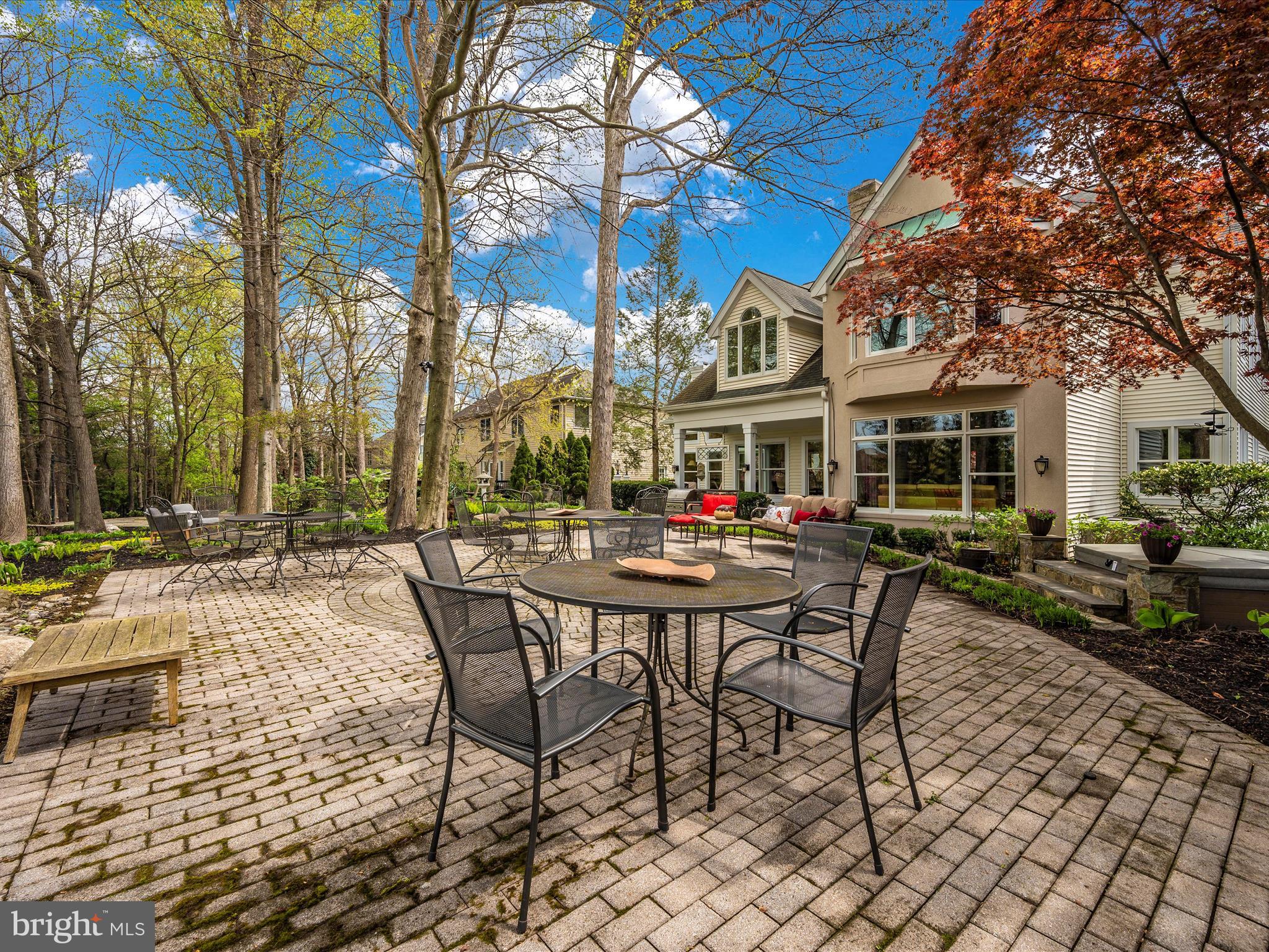 WESTWINDS - Residential