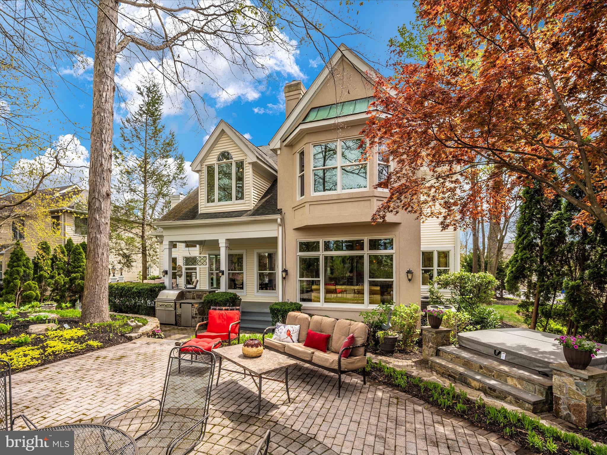 WESTWINDS - Residential