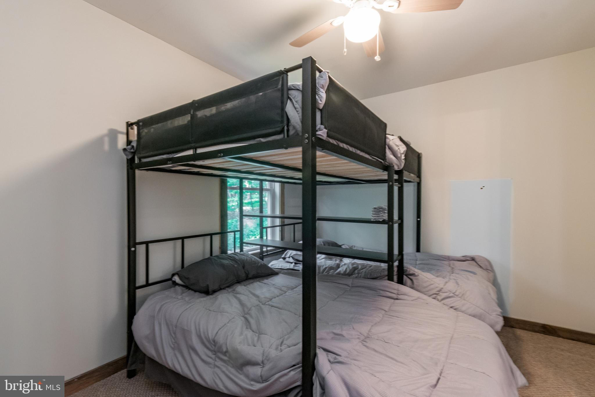 CACAPON RIVER VISTA - Residential