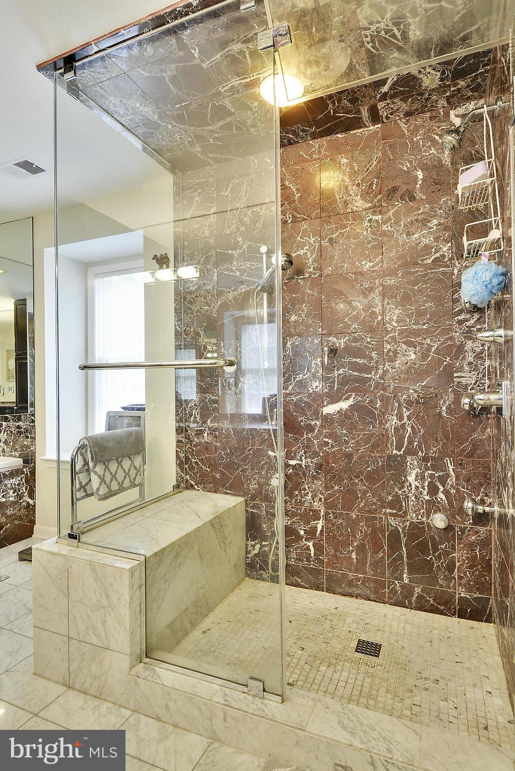 PT ROCKVILLE OUT RES - Residential