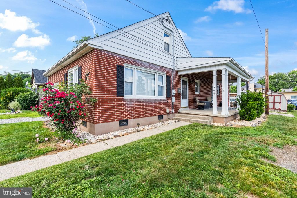 Photo of 335 N 6th Street, COLUMBIA, PA 17512 (MLS # PALA2088742)