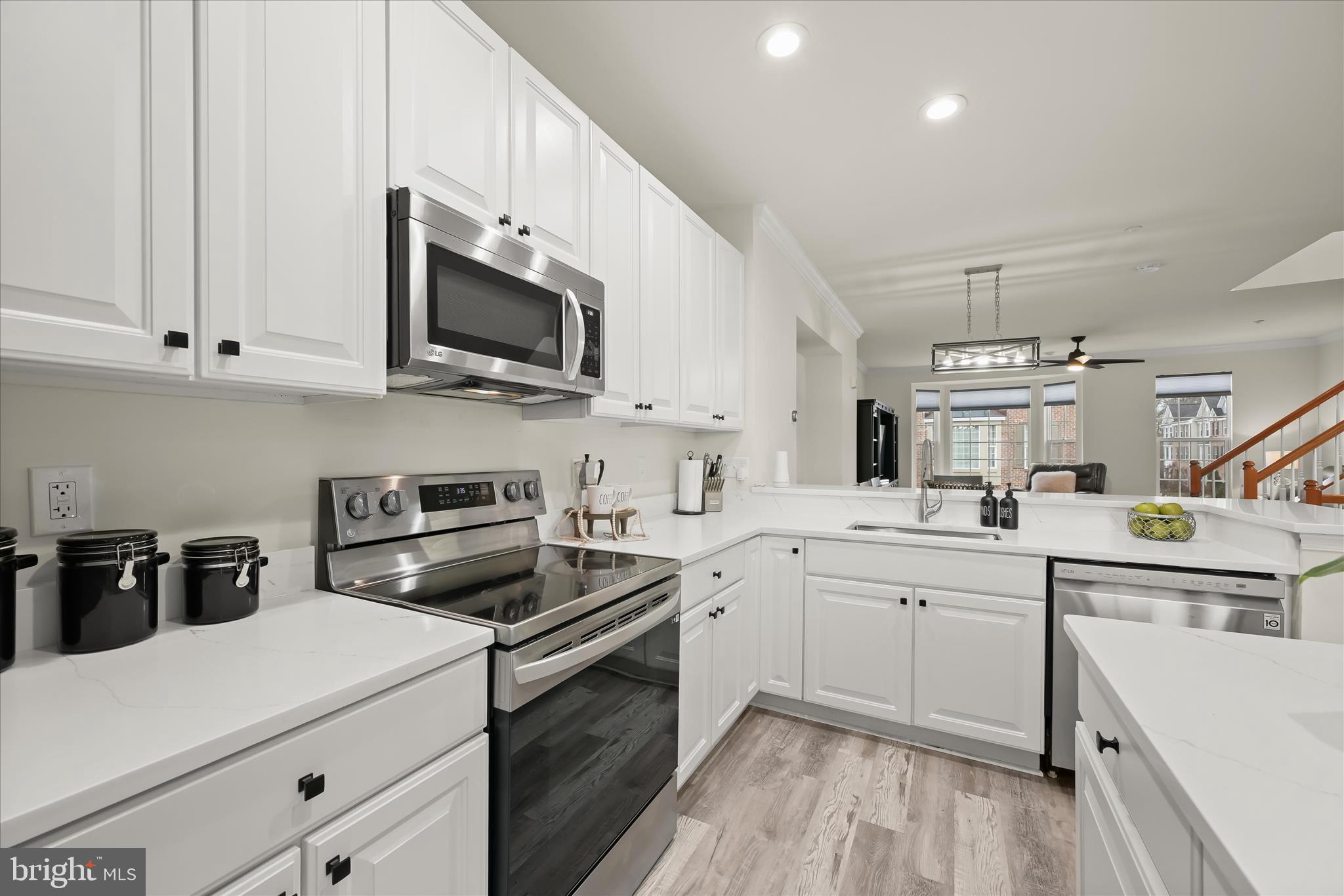 PINEY ORCHARD - Residential