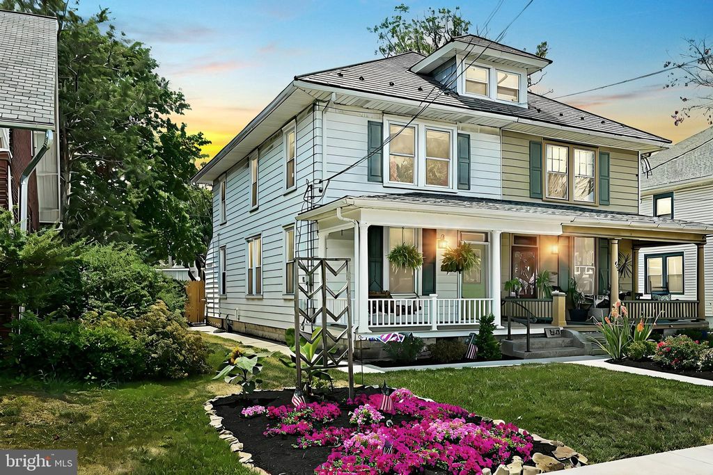 Photo of 664 Wood Street, Mount Joy, PA 17552 (MLS # PALA2053702)