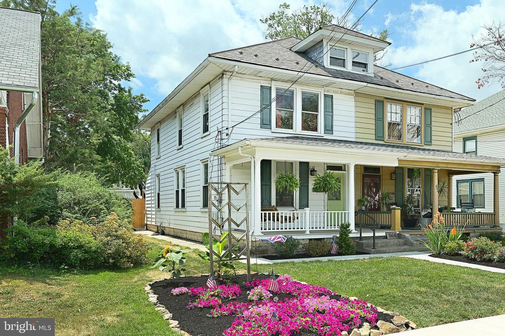 Photo of 664 Wood Street, Mount Joy, PA 17552 (MLS # PALA2053702)