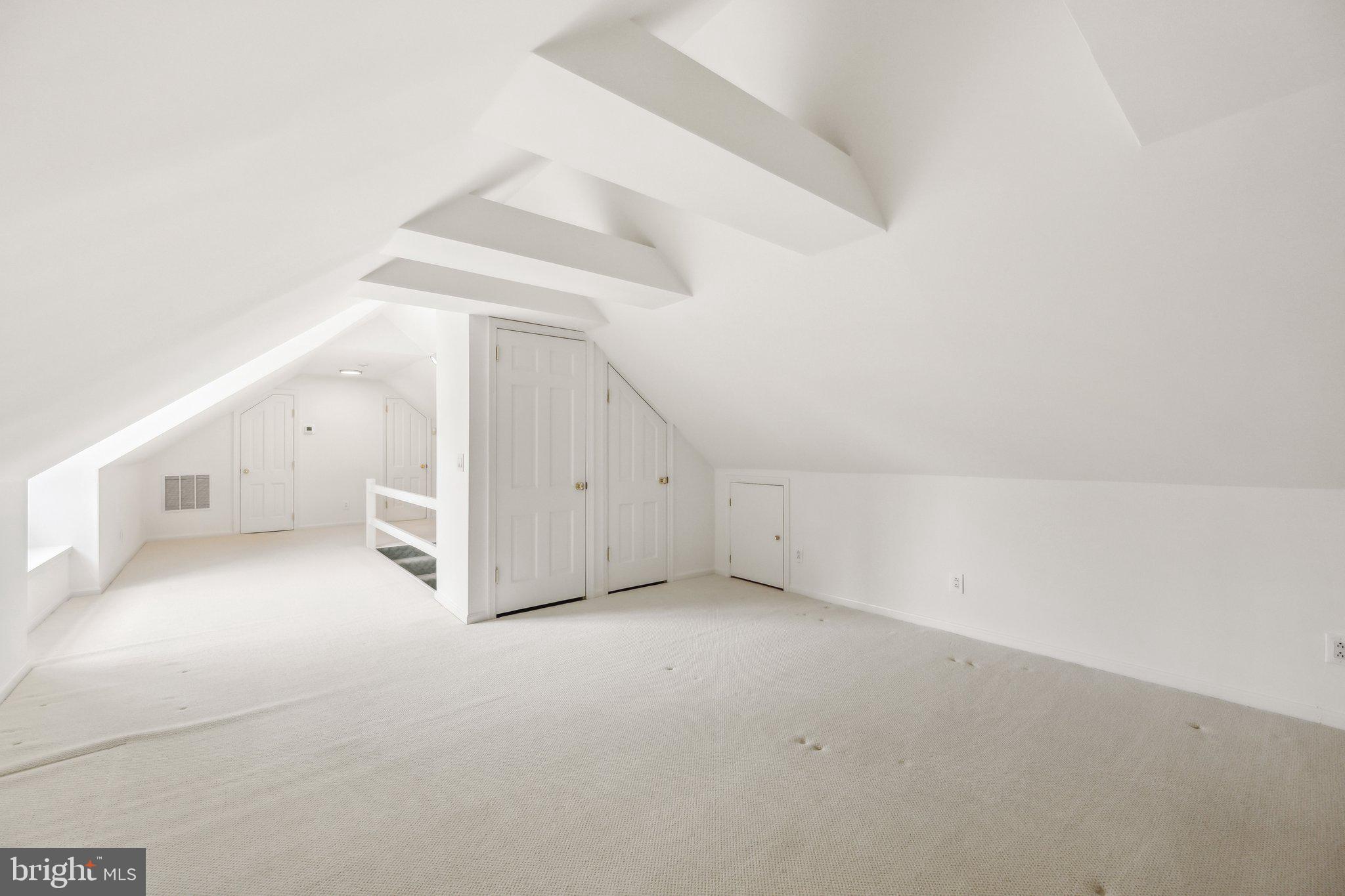 KENWOOD - Residential