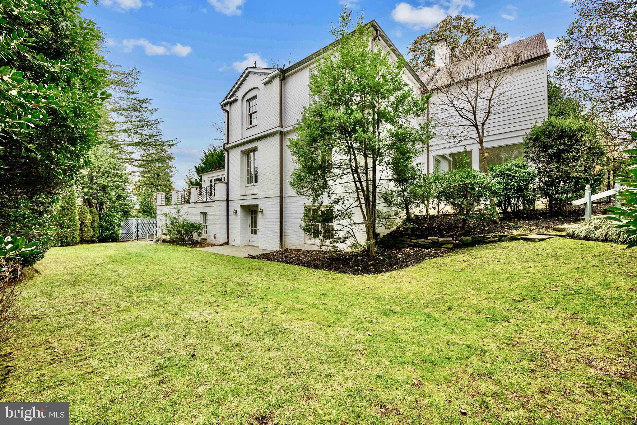 KENWOOD - Residential