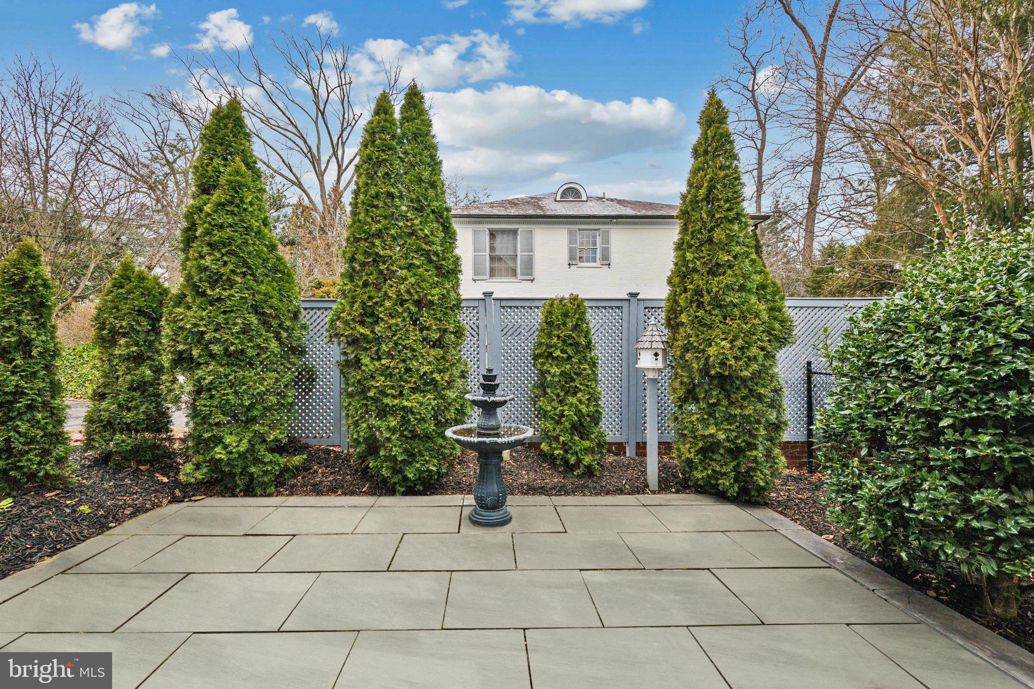 KENWOOD - Residential