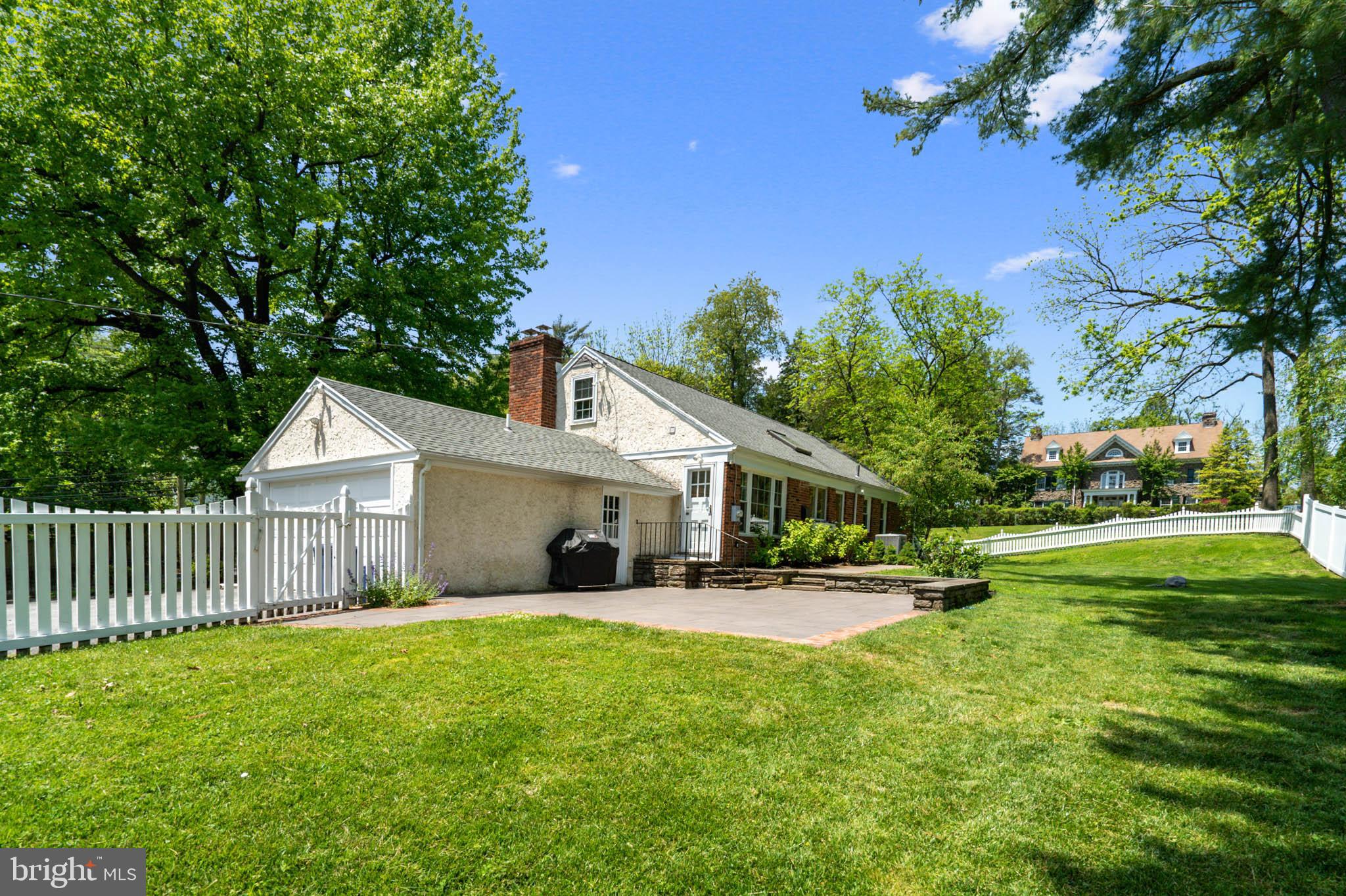 WEIRWOOD - Residential