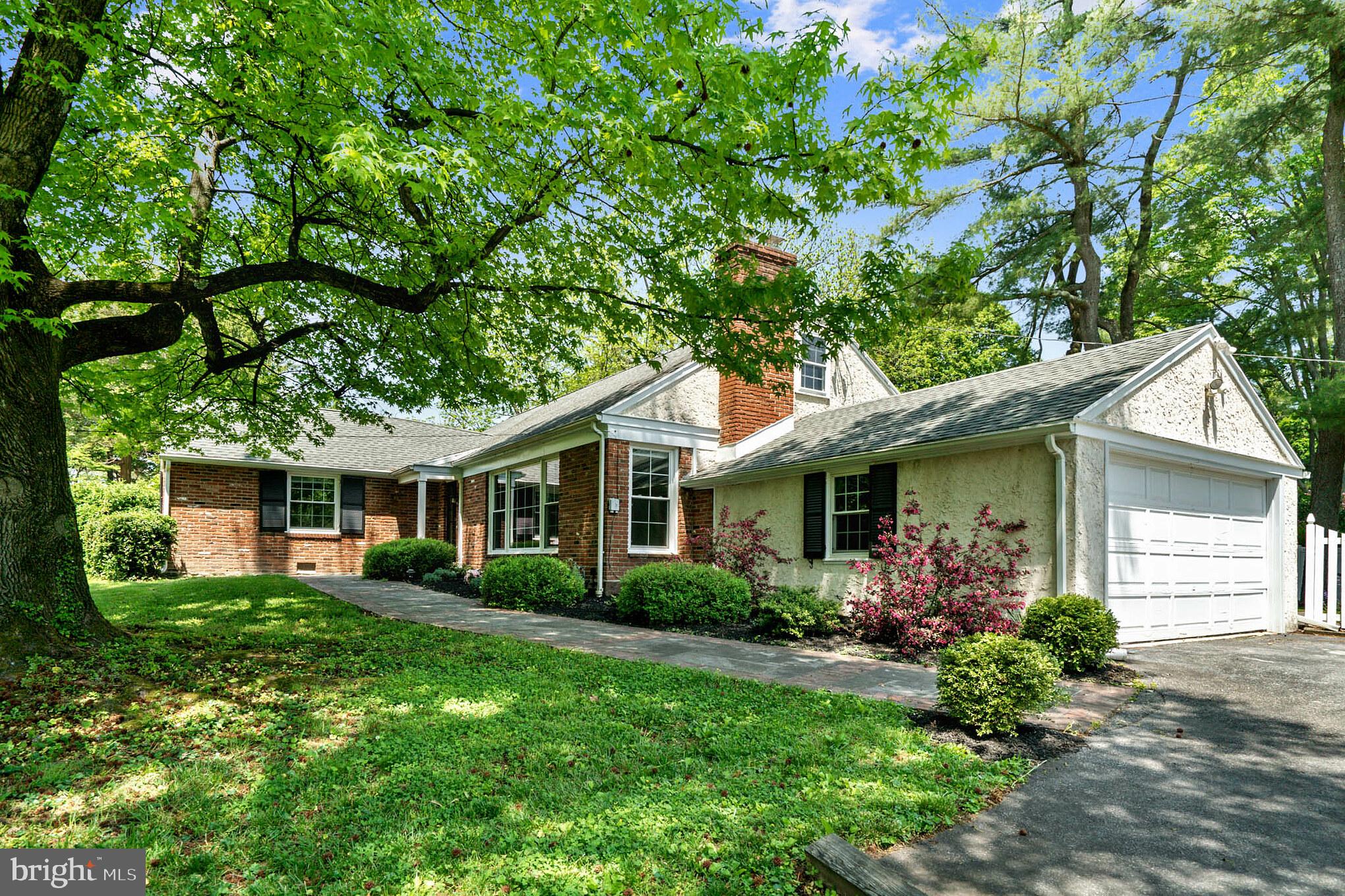 WEIRWOOD - Residential