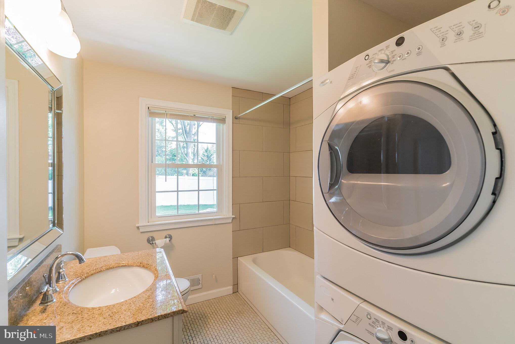 WEIRWOOD - Residential