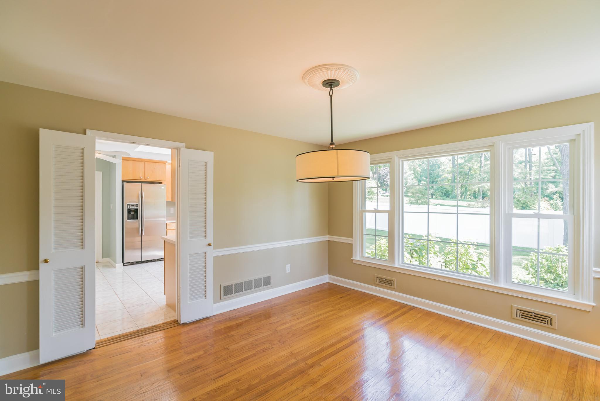 WEIRWOOD - Residential