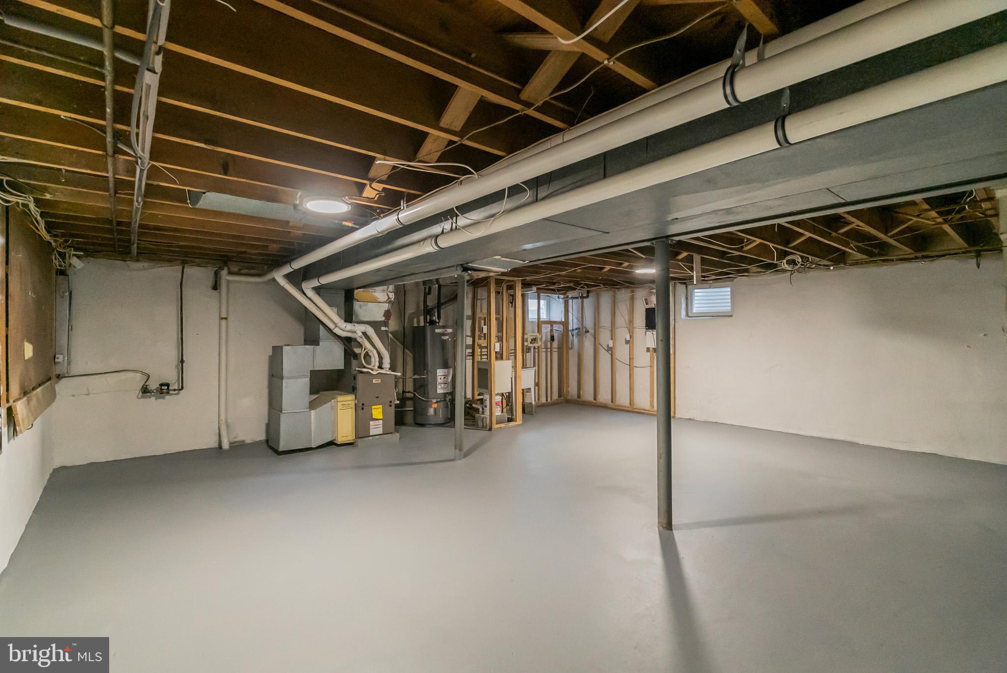 WEIRWOOD - Residential