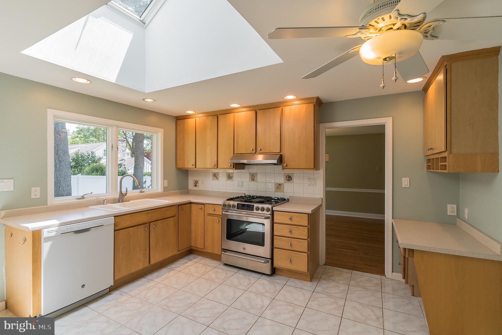 WEIRWOOD - Residential