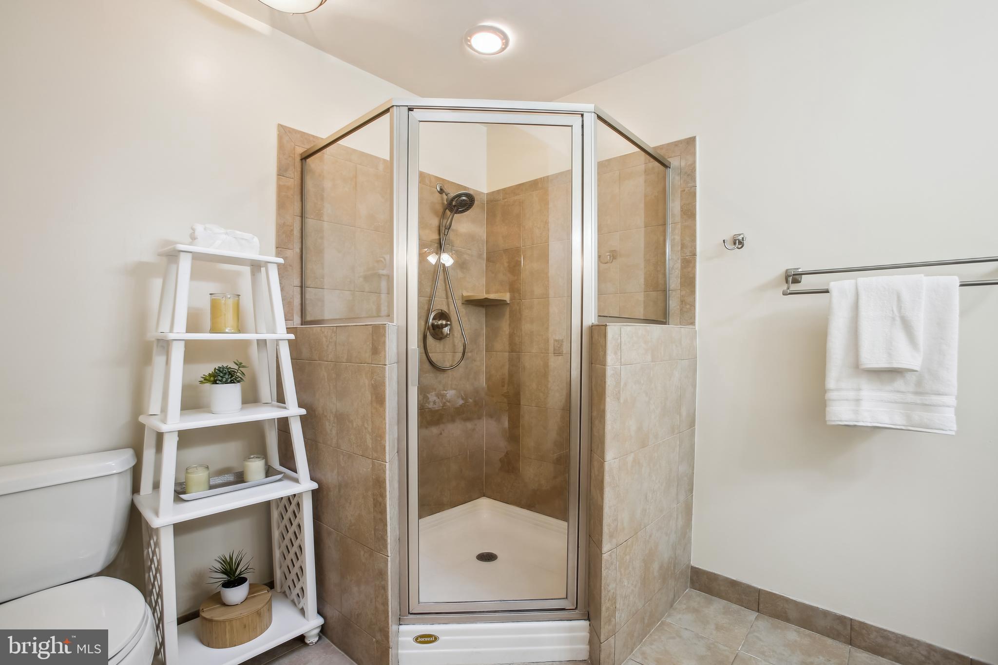 HAYDEN VILLAGE - Residential