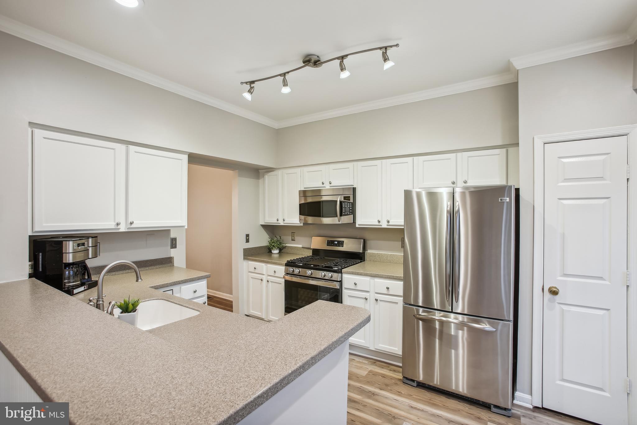 HAYDEN VILLAGE - Residential