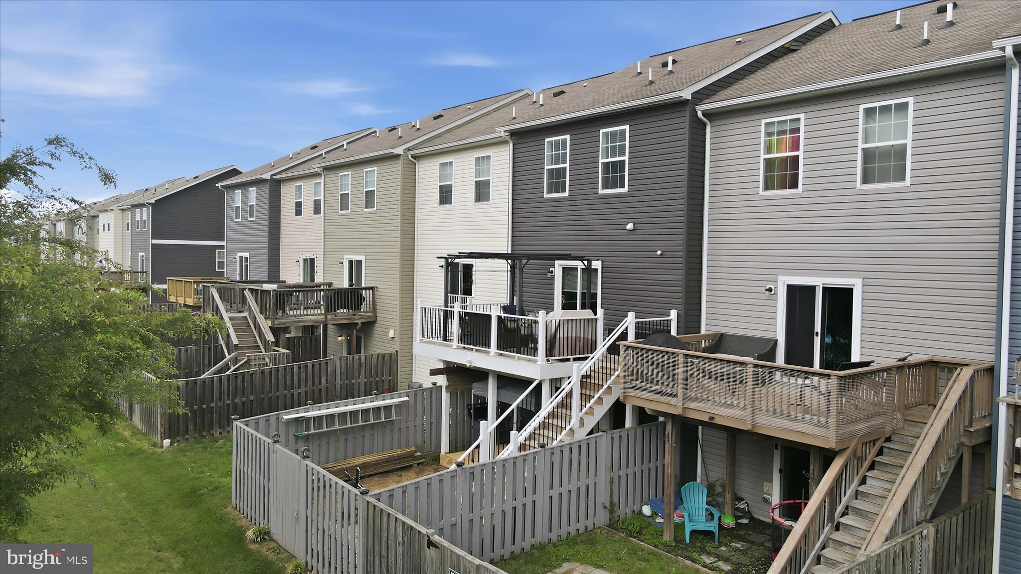 BERKELEY RIDGE - Residential