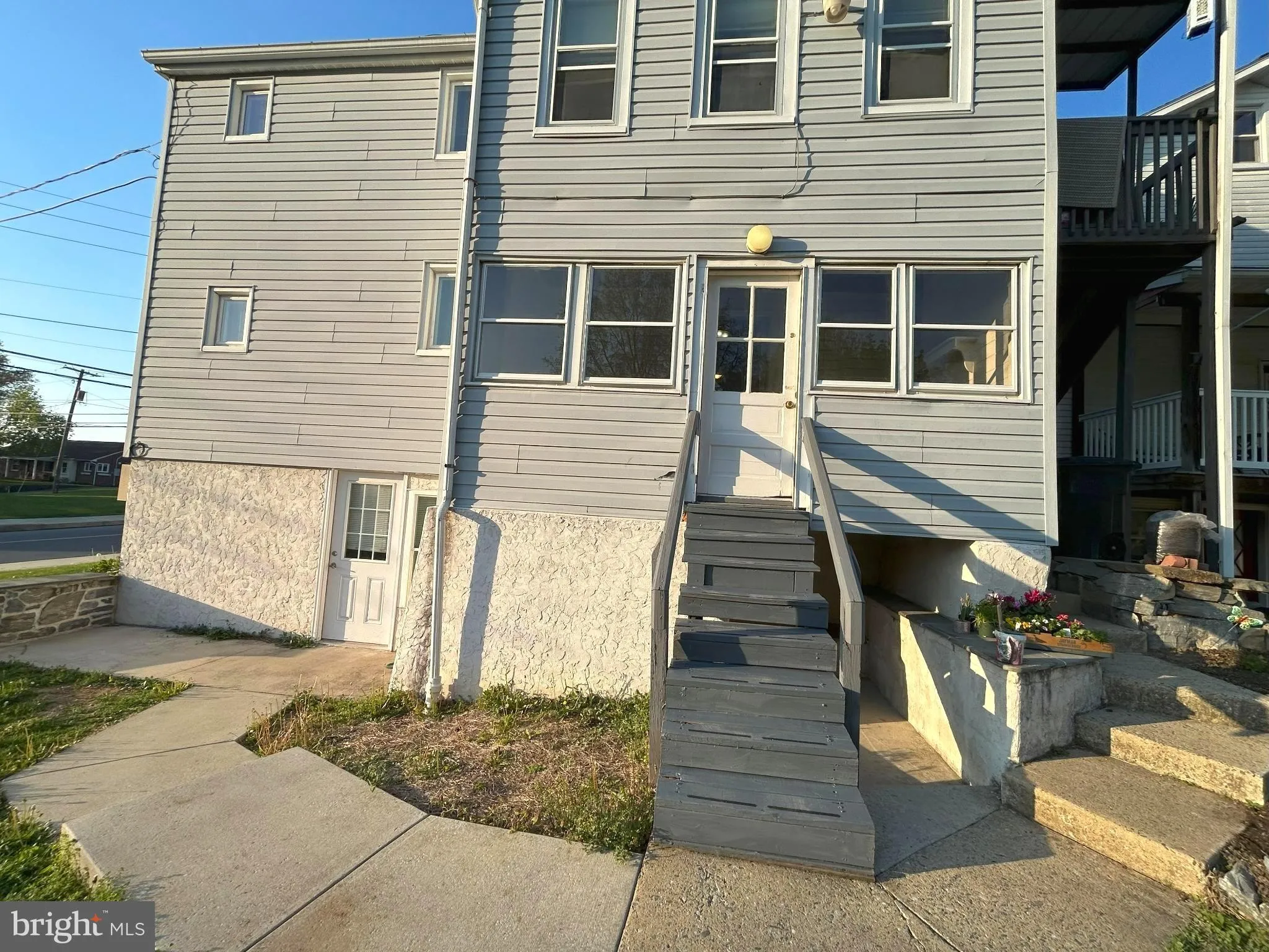 Akron, Pennsylvania 17501, United States, 6 Bedrooms Bedrooms, ,Residential,Coming Soon,226046