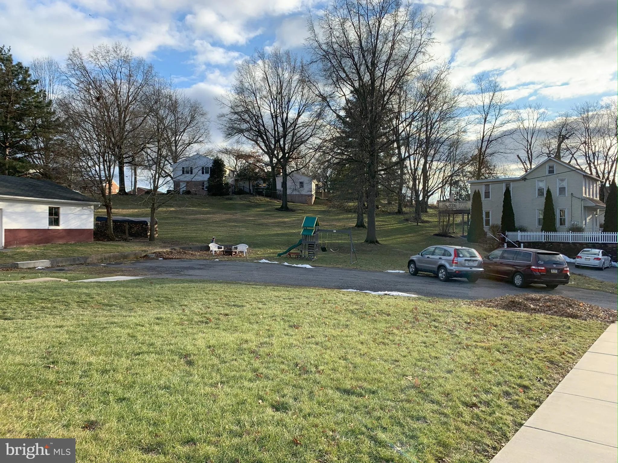 Akron, Pennsylvania 17501, United States, 6 Bedrooms Bedrooms, ,Residential,Coming Soon,226046