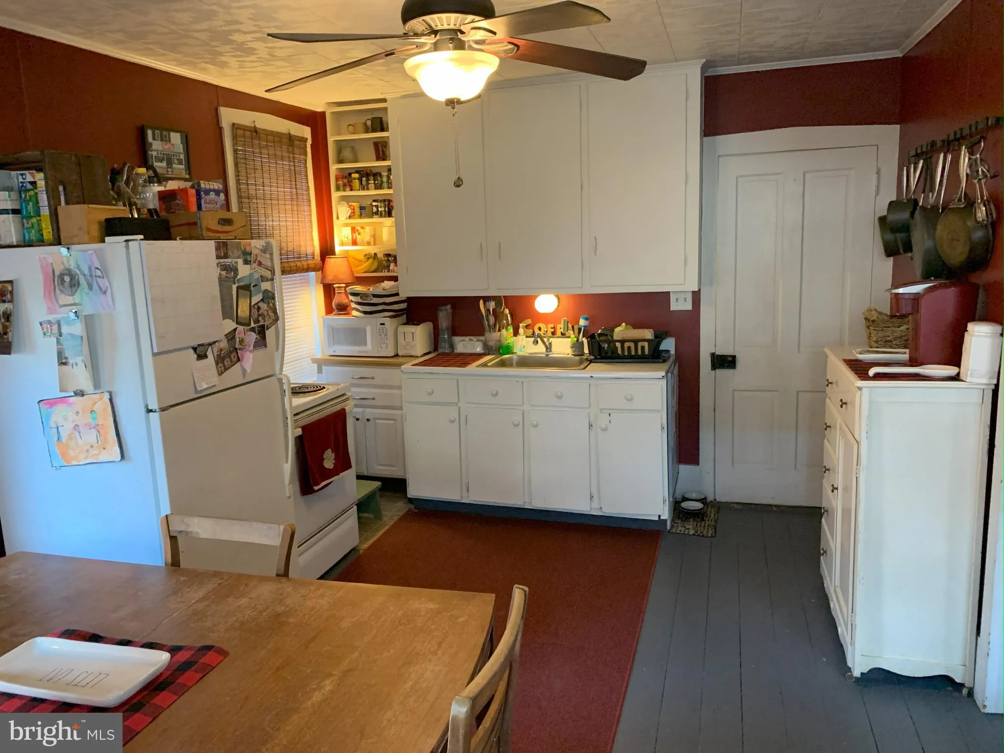 Akron, Pennsylvania 17501, United States, 6 Bedrooms Bedrooms, ,Residential,Coming Soon,226046