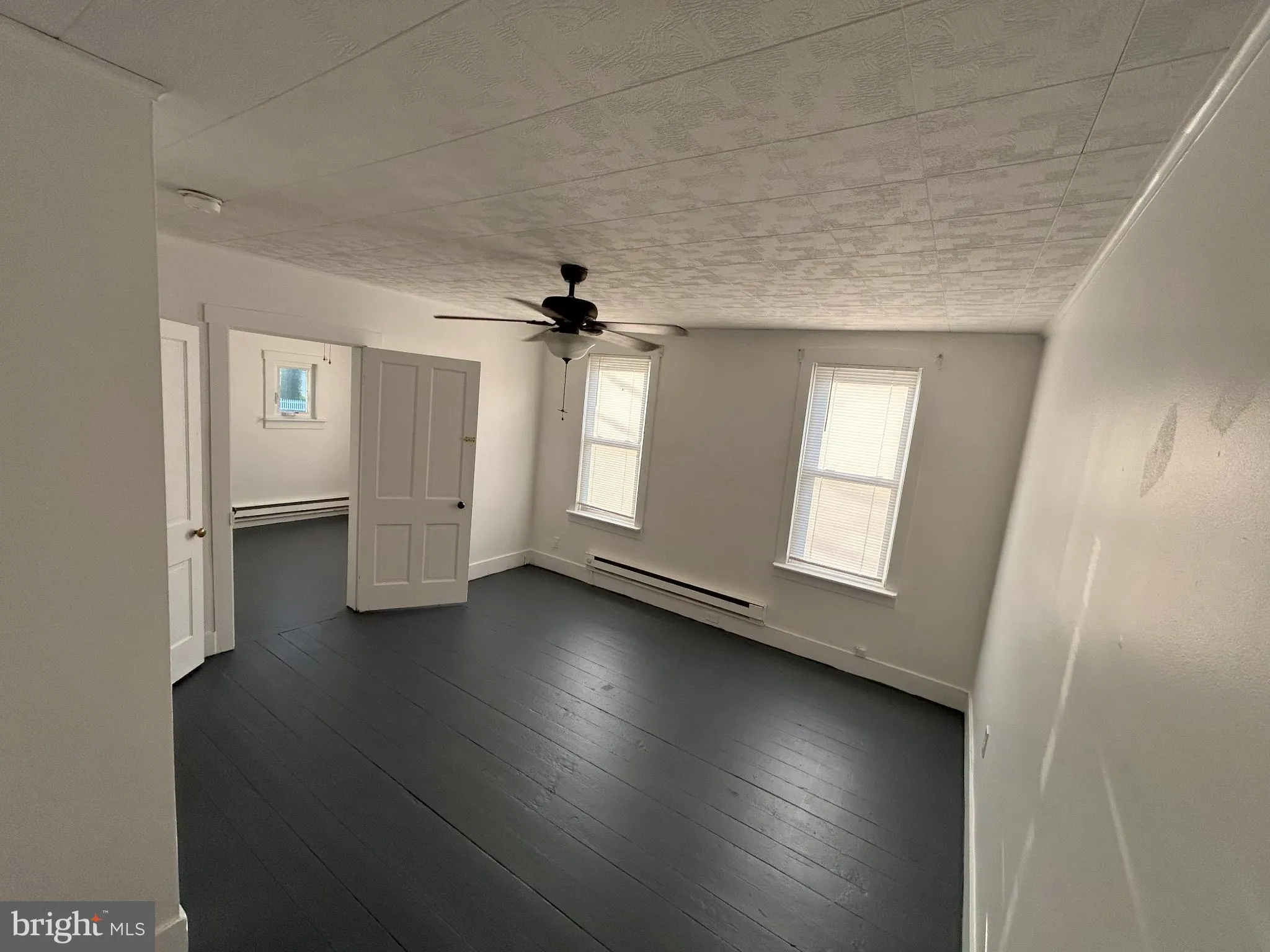 Akron, Pennsylvania 17501, United States, 6 Bedrooms Bedrooms, ,Residential,Coming Soon,226046