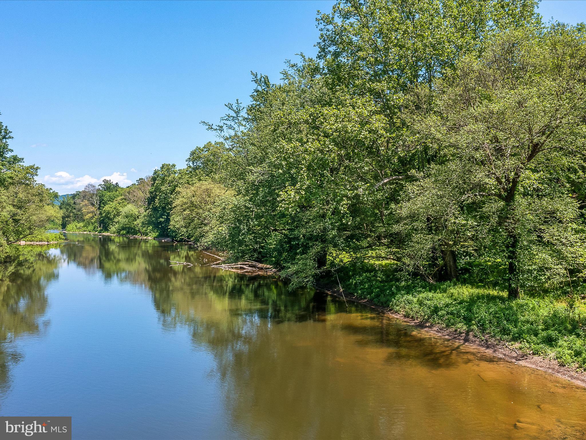 BRIARY BOTTOM - Residential