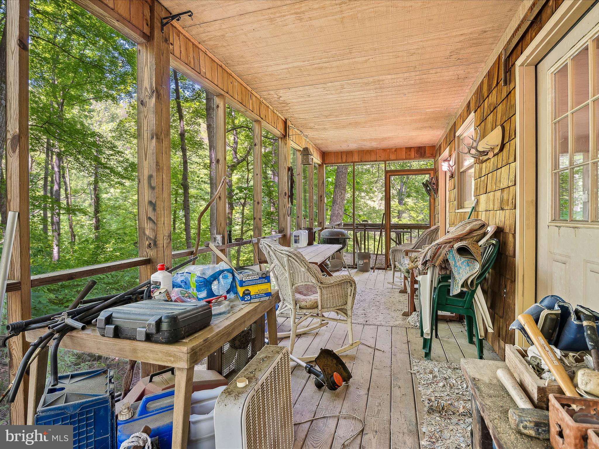 BRIARY BOTTOM - Residential