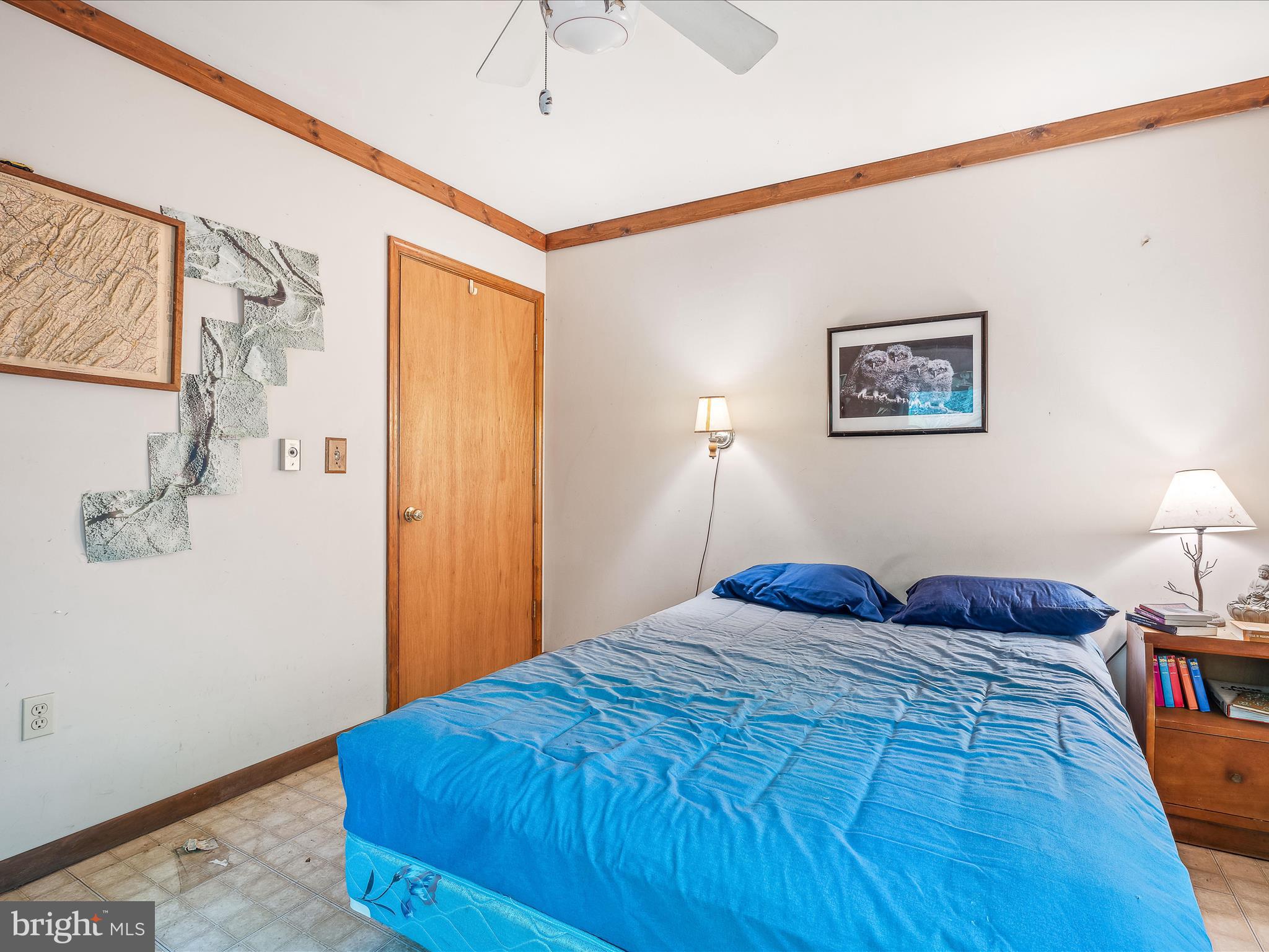 BRIARY BOTTOM - Residential