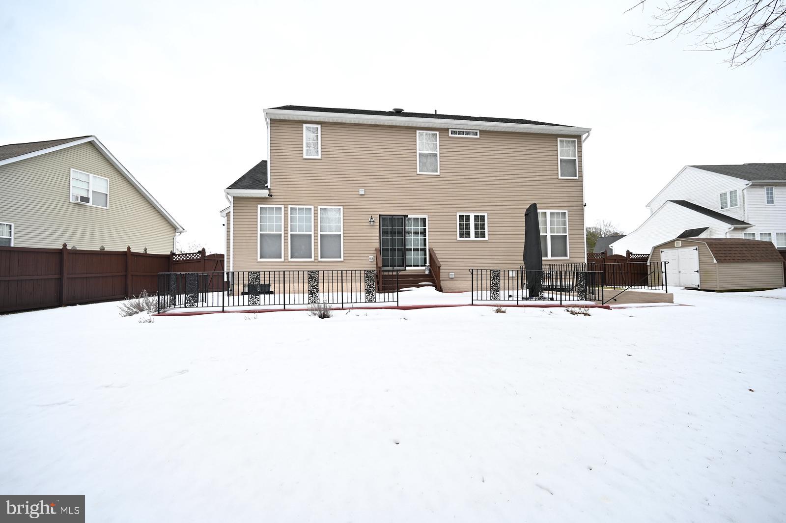 MARTIN'S CROSSING LA PLA - Residential