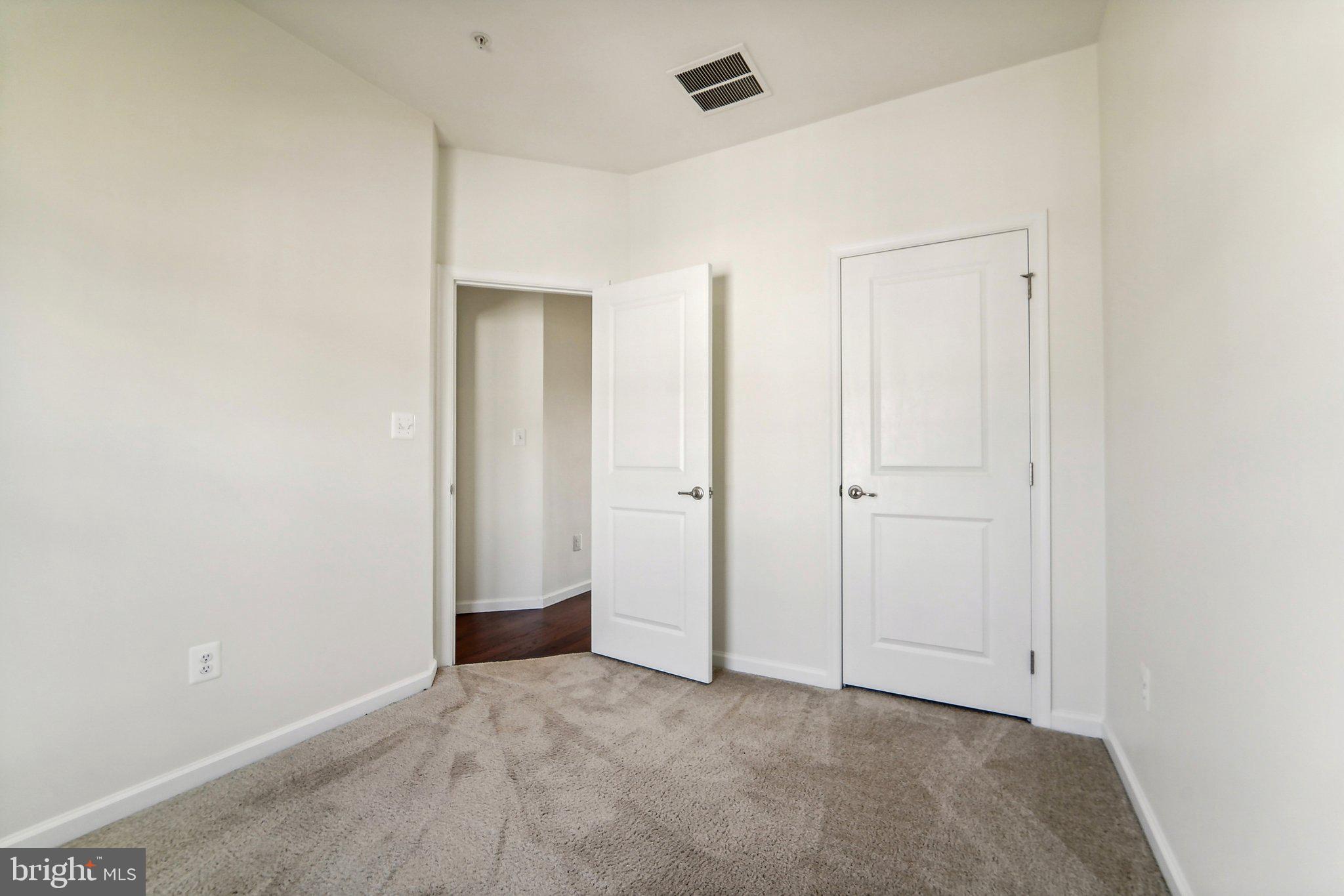 SHELTERED HARBOR - Residential